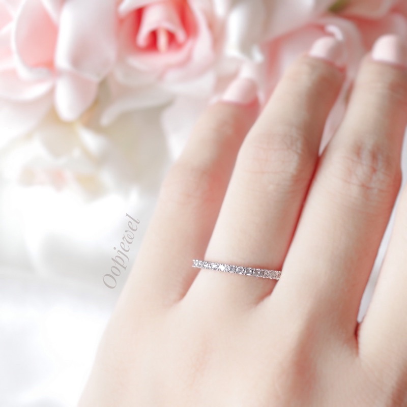 แหวนเพชรแถวรอบวง-eternity-ring-เพชรสวิส-cz-cubic-zirconia-ชุบทองคำขาว-พร้อมกล่องแหวนแบรนด์-oopjewel