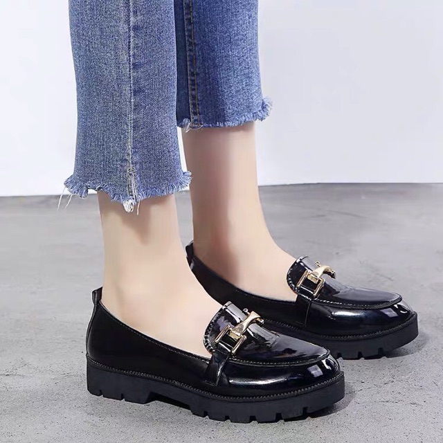 รองเท้าผู้หญิง-หนังสีดำเงาแบบสวม-bbs-1593