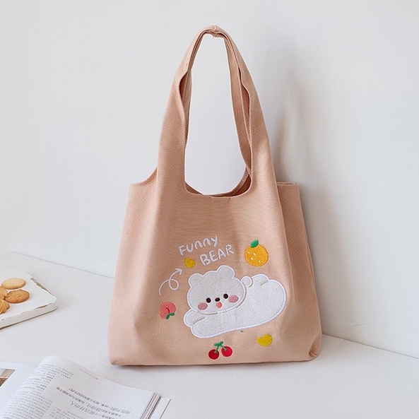 centralbagshop-c1799-กระเป๋าผ้าแคนวาส-ลาย-funny-bear-ใบใหญ่