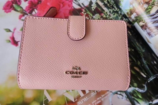 coach-wallet-สีชมพูหวานๆ