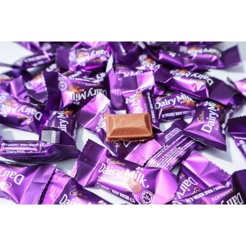 cadbury-dairy-milk-chocolate-jar-405g-90-pieces