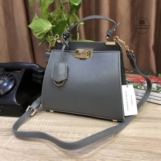 Charles &amp; Keith Push-Lock Handbag (size s) (outlet) สีเทา
