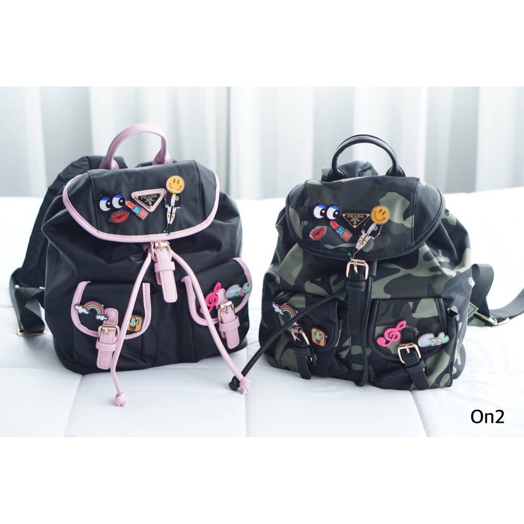 เช็คของก่อนสั่ง-prada-nylon-backpack-อะไหล่เข็มกลัดเยอะสุดๆ-แถมไปกับกระเป๋า