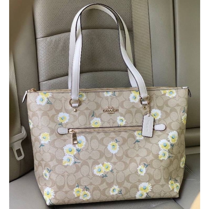 coach-gallery-tote-3252