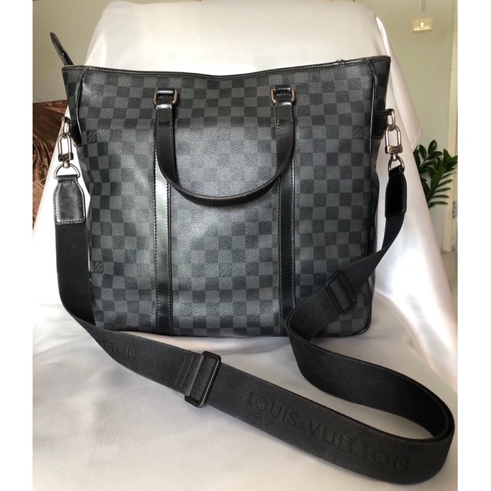 LOUIS VUITTON Graphite Damier Canvas Tadao Tote Bag พร้อมสายสะพายยาว  แท้มือ2