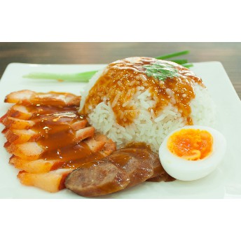 ชายสี่บะหมี่เกี๊ยว-ผงหมักหมูแดง-300-กรัม