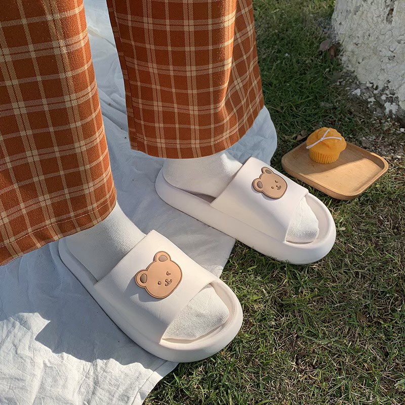 ภาพสินค้าSHO-Z1 รองเท้า รองเท้าลายการ์ตูน รองเท้าน้องหมี รองเท้าแฟชั่น รองเท้าลำรอง รองเท้าแบบสวม จากร้าน sunbalee บน Shopee ภาพที่ 6