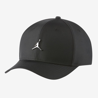 ภาพขนาดย่อของภาพหน้าปกสินค้าNike Collection ไนกี้ หมวก หมวกแก๊ป Cap Jordan Jumpman Classic99 Metal CW6410-100 WH / CW6410-010 BK (900) จากร้าน sportlandwear บน Shopee