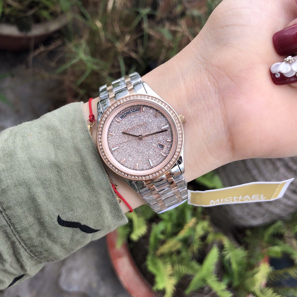 ภาพสินค้านาฬิกาMICHAEL KORS นาฬิกาข้อมือ watch นาฬิกาแบรนด์เนม นาฬิกาข้อมือผู้หญิงนาฬิกา ไมเคิล คอร์ brandname OWM155 จากร้าน outlet_watch_premium บน Shopee ภาพที่ 7