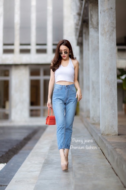 new-in-กางเกงยีนส์ทรงบอยจั๊มขาแบบชิคๆ-รุ่นสีฟ้าอ่อนฟอก-งานสวยผ้ายีนส์เกรดพรี