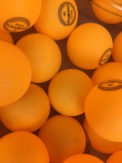 ภาพขนาดย่อของภาพหน้าปกสินค้ามีสีขาว และส้ม ลูกปิงปองฝึกซ้อม แบบกระป๋อง (72 ลูก) จากร้าน double_k_sport บน Shopee ภาพที่ 6