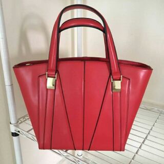 CHARLES&amp;KEITH
Size : 15x35x28 cm
สายยาว