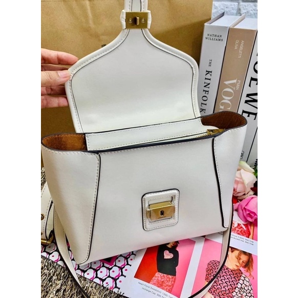 coach-courier-carryall-23-with-floral-700