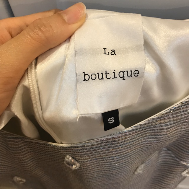 เดรส-la-boutique-สีเงิน-size-s-สภาพดีค่ะ