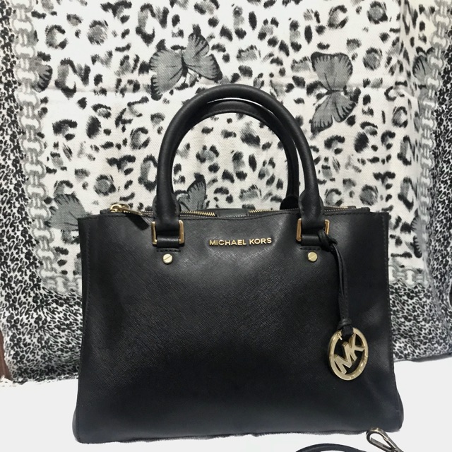 Sutton medium saffiano outlet leather satchel