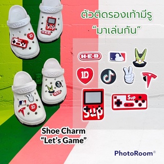 ภาพหน้าปกสินค้าJB ตัวติดรองเท้ามีรู “มาเล่นกัน” Shoe Charms “Let’s Game”  ชาวเกมเมอร์ ต้องมี จอยนี้ต้องมา ซึ่งคุณอาจชอบราคาและรีวิวของสินค้านี้