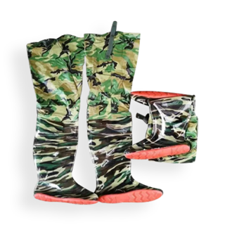 รองเท้าบูทยาว ยางพาราสีเขียวลายทหาร รองเท้าบูทยางพาราลายทหารกันน้ำได้ 100% ความยาวถึง 80-84 ซม.