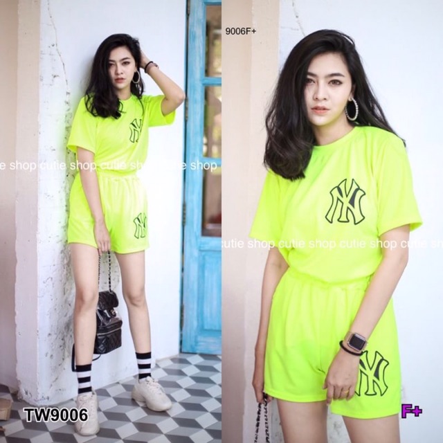 เสื้อยืดแขนสั้น-กางเกงเอวสม็อค-tw9006