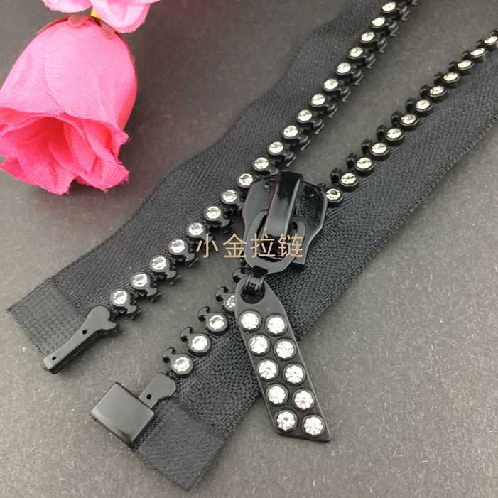 no-10-resin-double-drain-diamond-zipper-ซิปเพชร-ในประเทศ-เกรด-a-เพชร-เปิดเดียว-ซิป-เสื้อผ้าตกแต่ง-zipper