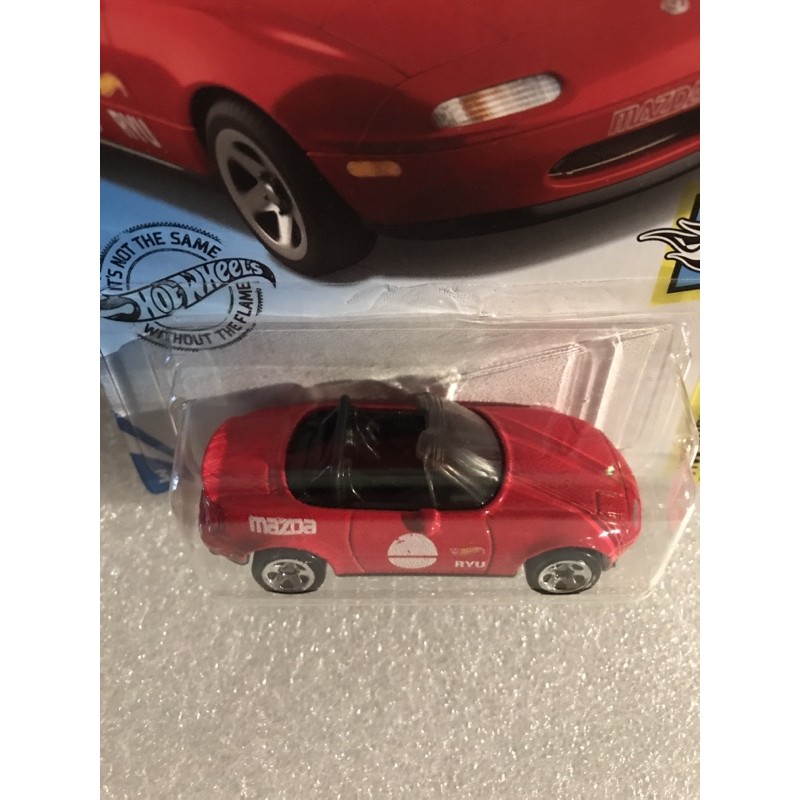 hot-wheels-mazda-mx-5-miata