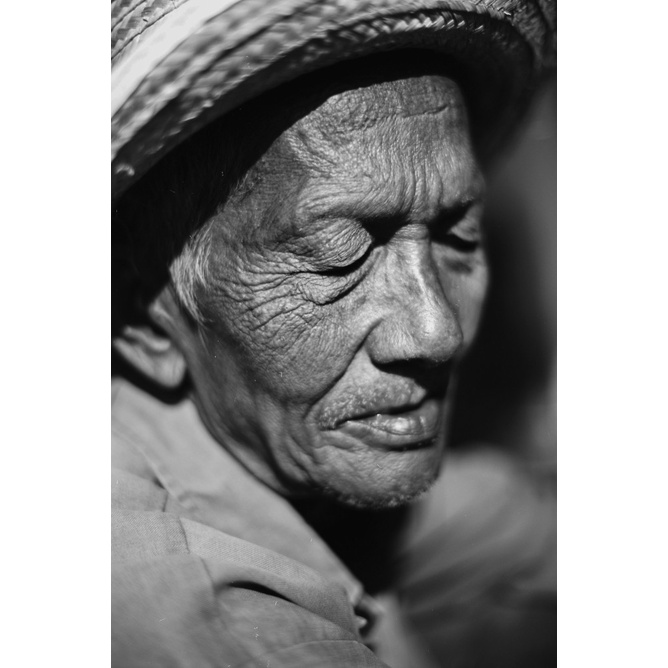 ฺFuji Eterna RDS Black&White 1ม้วนประมาณ 36ภาพ | Shopee Thailand