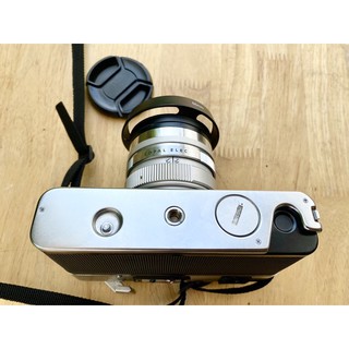 ภาพขนาดย่อของภาพหน้าปกสินค้ากล้องฟิล์ม yashica electro 35 ไลก้าคนจน yashica electro35 จากร้าน 111saksit11 บน Shopee