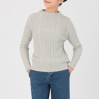 เสื้อไหมพรม เสื้อคาร์ดิแกน MUJI : cable pattern sweater #16541616792