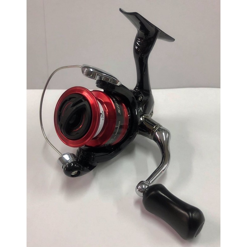 รอกตกปลา-shimano-sienna-1000