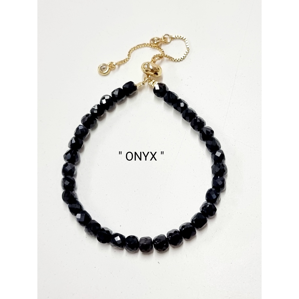 ข้อมือลูกเต๋า-onyx-ออนิกซ์