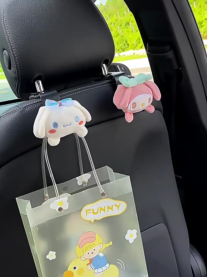 bo-ตะขอแขวนเบาะหลังรถยนต์-kuromi-kawaii