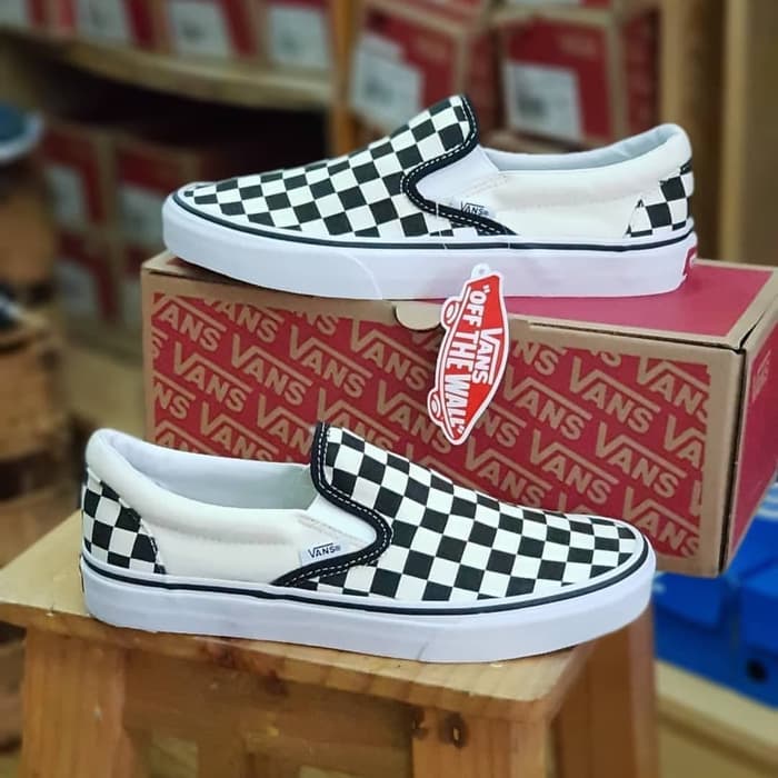 v4nss-slip-on-black-white-waffle-รองเท้า-og-กระดาษแข็ง-dt-ifc