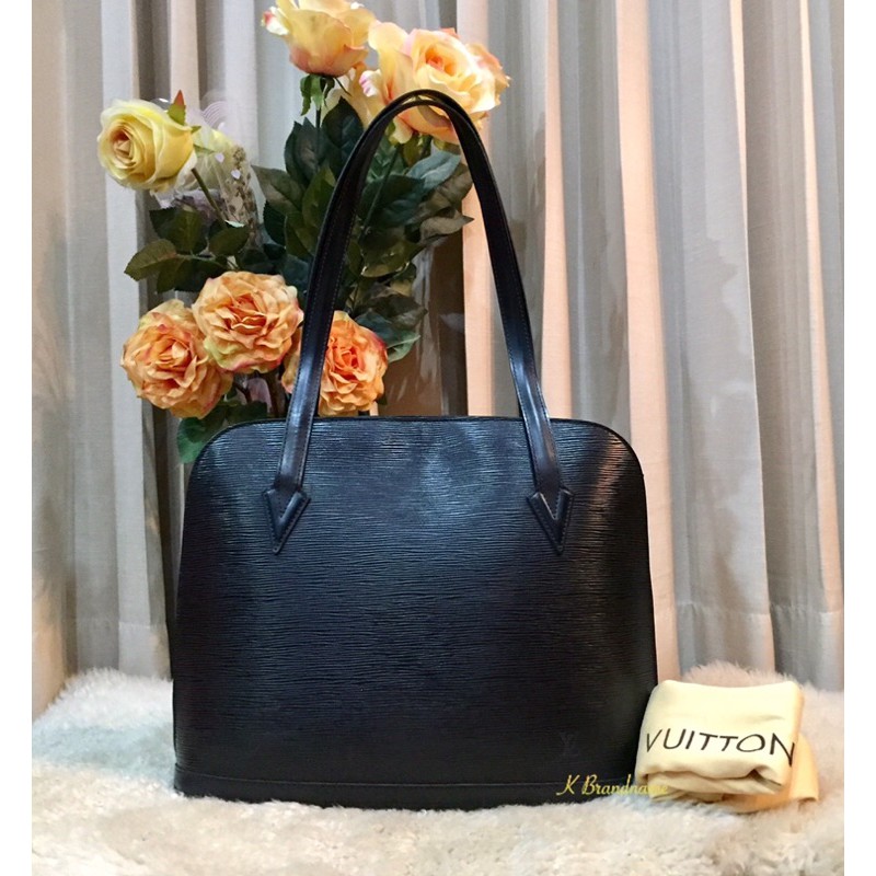 Louis vuitton lussac epi new arrivals