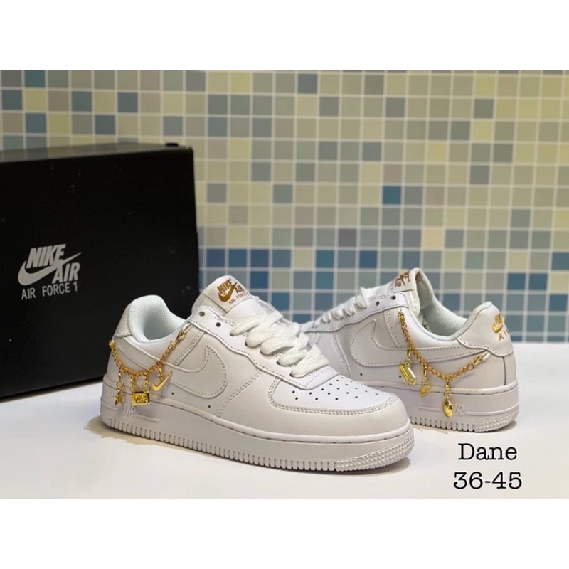 รองเท้าผ้าใบผู้หญิงผู้ชายไนกี้-nike-air-force1-2022งาน-high-endสินค้ามีพร้อมกล่องใบเสร็จไซด์-เพิ่มหนึ่งไซด์