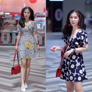 TW11807 Dress เดรสคอเหลี่ยมแขนสั้น กระดุมหน้า ผ้าไหมอิตาลี่ พิมลายดอกไม้ มีซิปหลัง ข้างเอวเย็บสายผูกโบว์ด้านหลัง มีซับใน