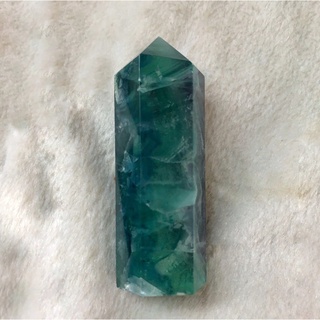 ⭐️หิน ฟลูออไรต์ Fluorite หินแห่งความฉลาด 1ชิ้น หินเครื่องประดับ แต่งตู้ปลา แต่งต้นไม้ หินใส่น้ำพุ biy วัถุมงคล หินตบแต่ง