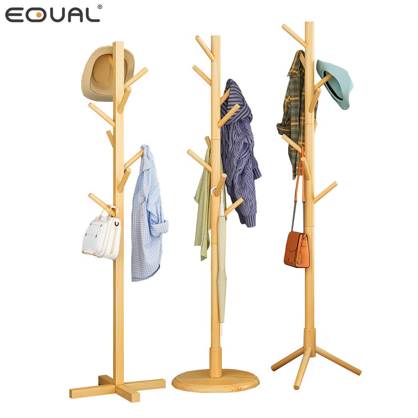 ภาพหน้าปกสินค้าEQUAL ราวไม้ ราวแขวนเสื้อผ้าอเนกประสงค์ ราวแขวน ราวสามขา แขวนกระเป๋า ราวผ้าตั้งพื้น แขวนหมวก แขวนเสื้อ ราวแขวนผ้า