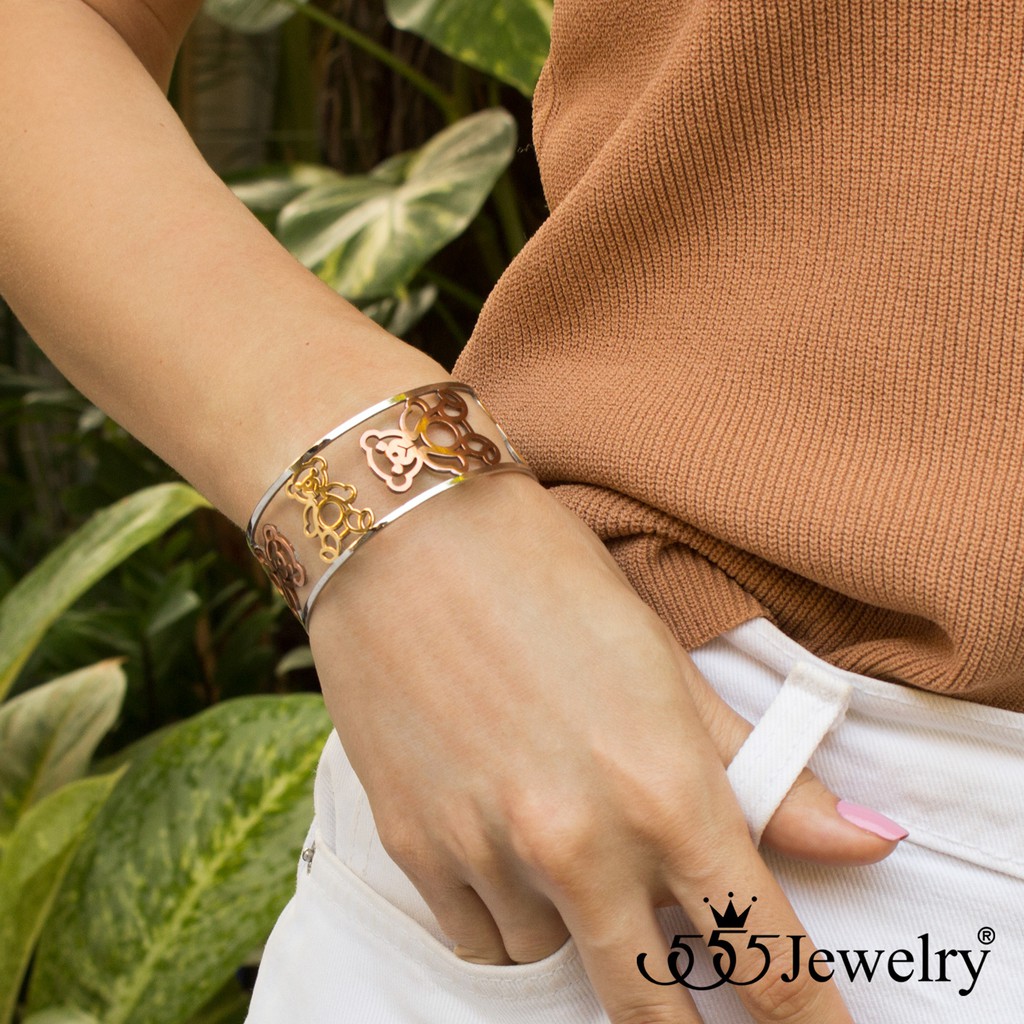 555jewelry-กำไลข้อมือสแตนเลส-ทรงตัว-c-ฉลุรูปน้องหมี-ดีไซน์น่ารัก-รุ่น-fsbg94-กำไลข้อมือแฟชั่น-กำไลข้อมือสวยๆ-bg59