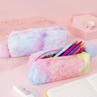 สินค้า 🌈💕(สุ่มสี)กระเป๋าใส่ดินสอปากกา กระเป๋าขนนิ่ม ลายขนสีรุ้ง สวยน่ารัก เหมาะกับสาวๆ🦄