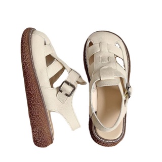 ภาพขนาดย่อของภาพหน้าปกสินค้ารองเท้าแตะแฟชั่นผู้หญิง รองเท้าหัวโตของญี่ปุ่นรองเท้าลำลองรองเท้าหัวโตไซส์ 35-40(A01) รองเท้ารู รองเท้าลำลองรองเท้าหัวโต จากร้าน homemax168 บน Shopee