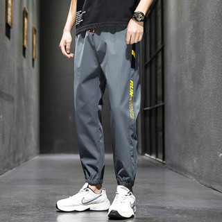 ภาพขนาดย่อของภาพหน้าปกสินค้าTS MEN กางเกงขายาวลำลอง กางเกงผู้ชาย กางเกงแฟชั่นผู้ชาย คุณภาพสูง (สีดำ สีเบจ สีเทาเข้ม)รุ่น L1515 จากร้าน t.smenshop บน Shopee