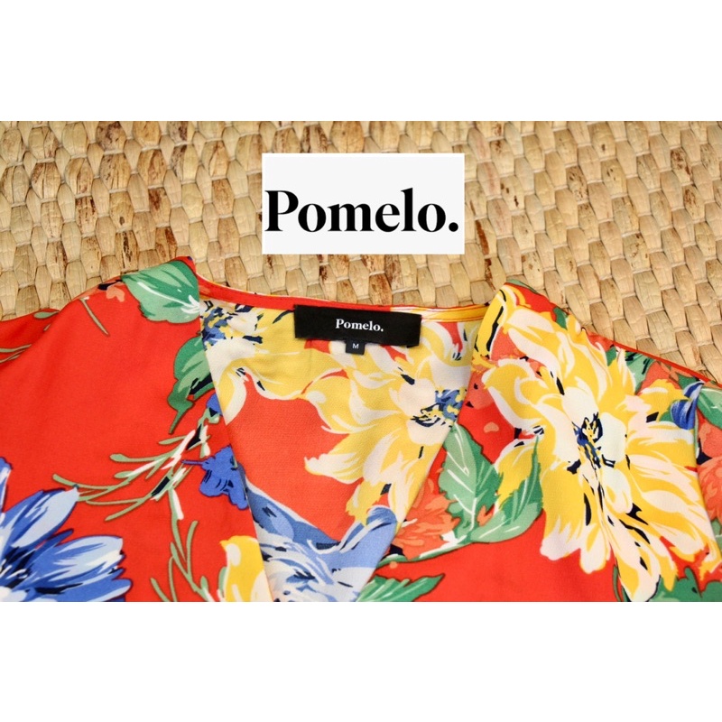 pomelo-x-bodysuit-x-size-m-ลายดอกสีแดงสวยใหม่-ไร้ตำหนิ-อก-33-ยาว-17-ยาวถึงเป้า-28-ป้าย-m