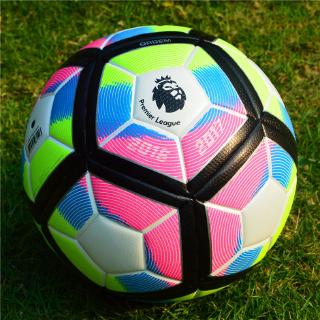 ภาพย่อรูปภาพสินค้าแรกของFootball Bola Sepak Size 5 Seamless Anti-slip PU Soccer Ball + Free Inflator+Free socks The Premier League