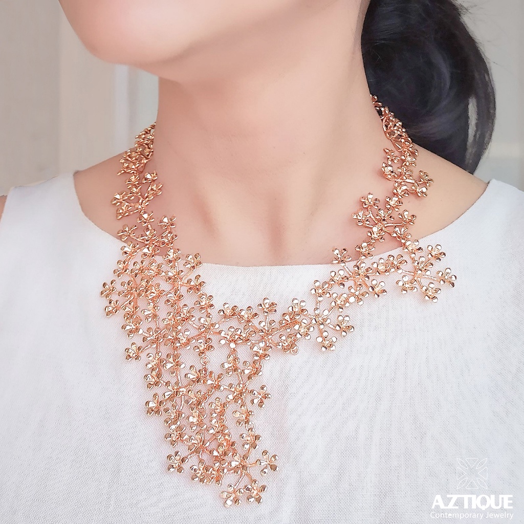 aztique-สร้อยคอ-สร้อยคอดอกไม้-flower-necklace-pendant-jewelry-gift-bs