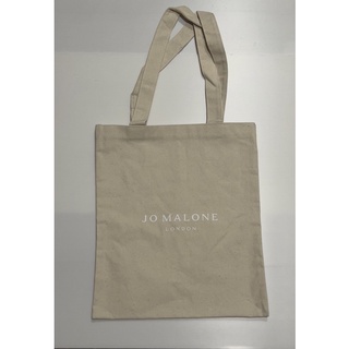 Jo Malone ถุงผ้า ของแท้ คล้องสะพายไหล่ได้ ขนาด 14x16 นิ้ว ไม่มีก้นนะคะ