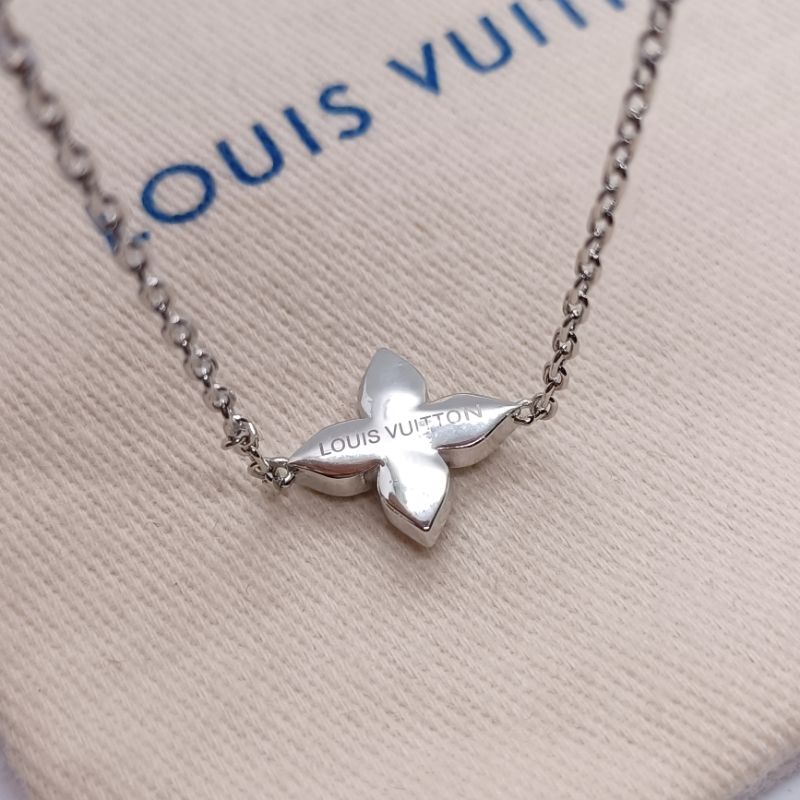 สร้อยข้อมือ-ต่างหูดอกหลุยส์-น่ารักมินิมอล-hiend-พร้อมส่ง