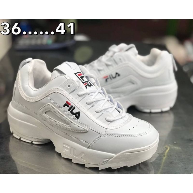 ภาพหน้าปกสินค้ารองเท้าผ้าใบ สีขาวมีไซส์ใหญ่ 36-45 ใช้โค้ดลดอีก 100 บาท