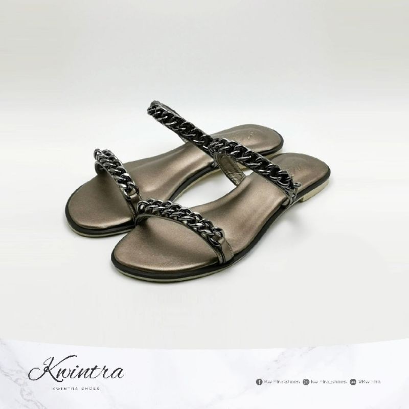 ภาพหน้าปกสินค้าKwintraรองเท้าแตะโซ่สแตนเลสเงาวับ รุ่น Shades of Grey สีเทา