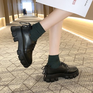 ภาพขนาดย่อของภาพหน้าปกสินค้าคนดังสุทธิที่มีแพลตฟอร์มเดียวกันรองเท้าหนังขนาดเล็กผู้หญิง 2020 เวอร์ชั่นเกาหลีใหม่ของป่าสไตล์อังกฤษรอบนิ้วเ จากร้าน chutimasu2012 บน Shopee ภาพที่ 2