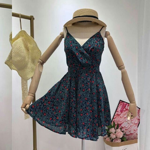 mini-dress-ลายดอกไม้สีเขียวเข้ม