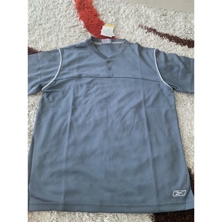 เสื้อแขนสั้นผู้ชาย Reebok Size M อก 42 นิ้ว